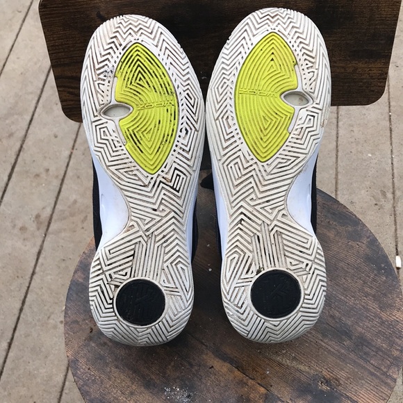 K.I ZOOMS - Picture 5 of 8